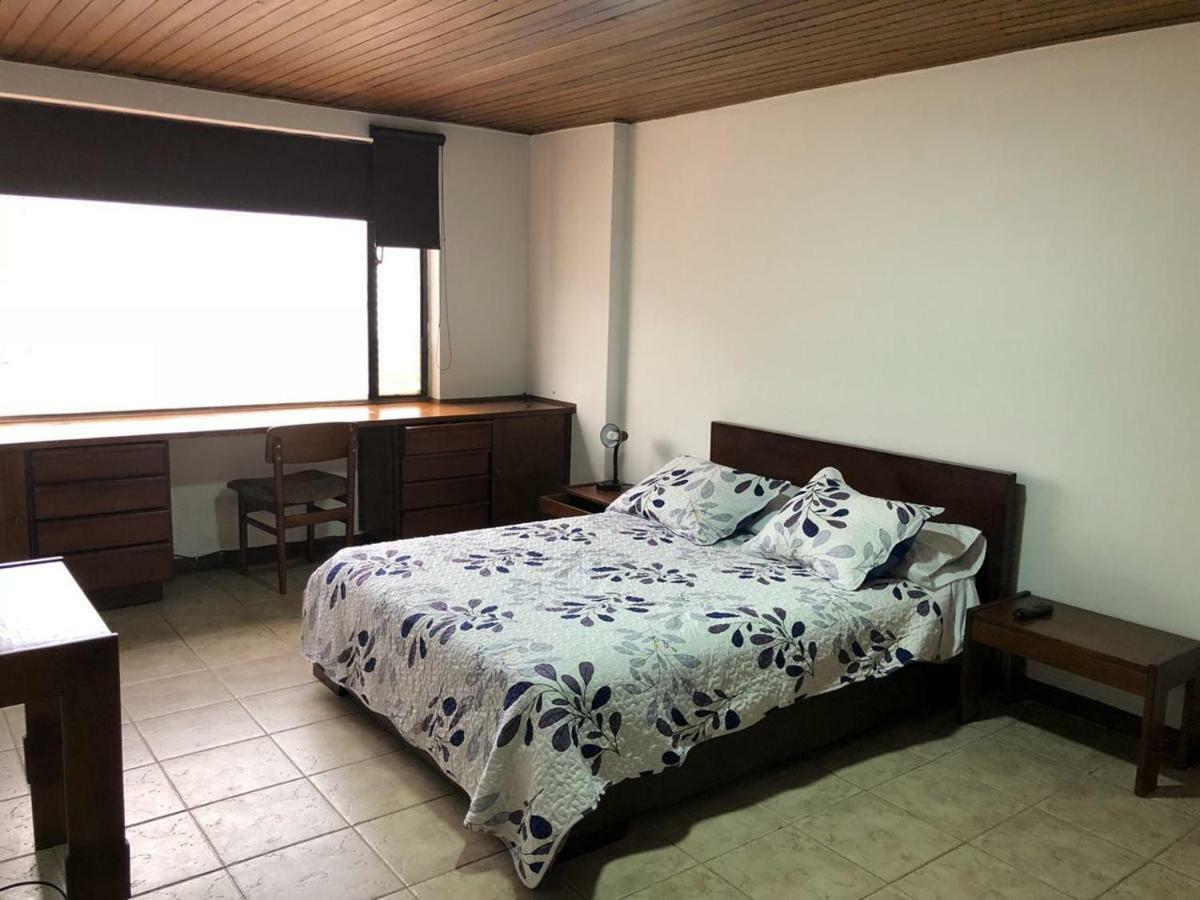 Apartamentos Percales Μπογκοτά Εξωτερικό φωτογραφία